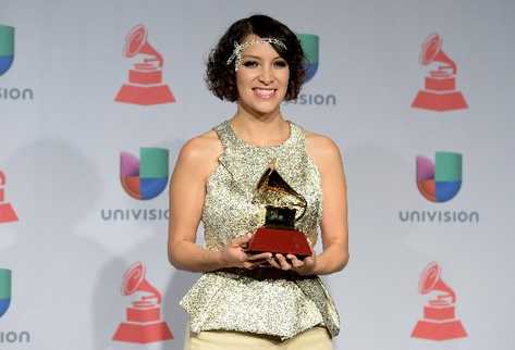  Gaby Moreno, se llevó el Latin Grammy por Mejor artista nuevo
   